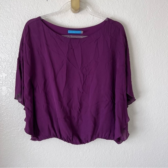 Alice and Olivia purple flutter sleeve silk top size small - Picture 2 of 13